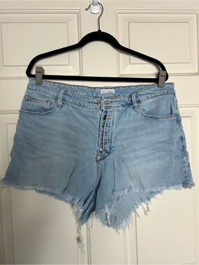 Good American Light Blue Button-Fly Frayed Hem Denim Shorts